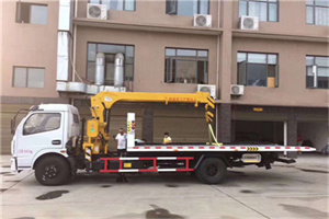 金城江附近汽车轮胎更换